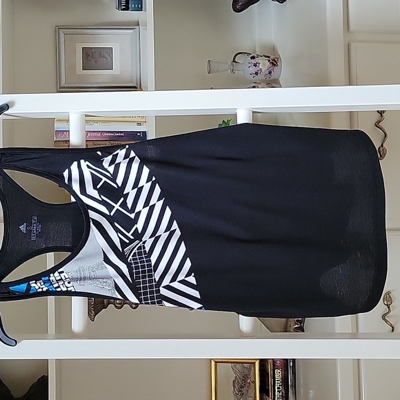adidas Tops - Adidas tennis tank top Small